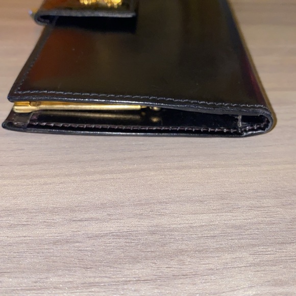 CELINE BLACK LEATHER HORSE AND CARRIAGE KISSLOCK VINTAGE WALLET - Picture 2 of 9